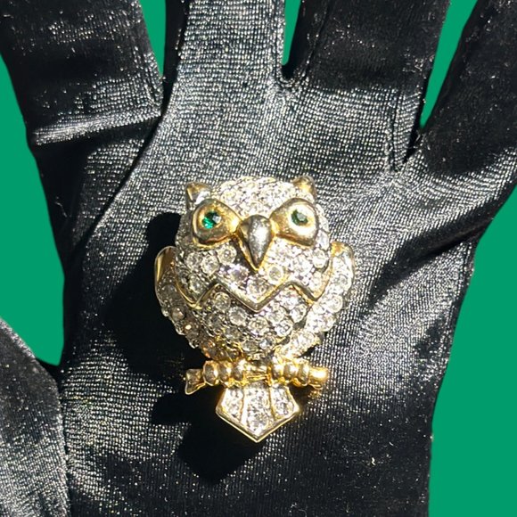 BEAUTIFUL VINTAGE OWL BROOCH - Picture 6 of 7